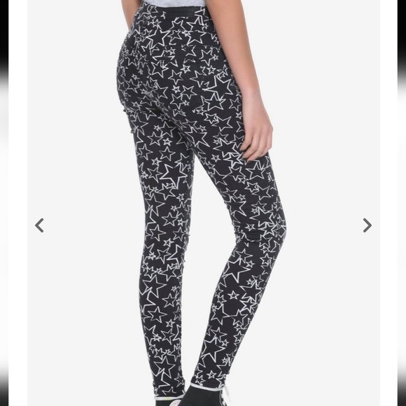 Blackheart Black and White Star Super Skinny Jeans, size 13 - Picture 2 of 11